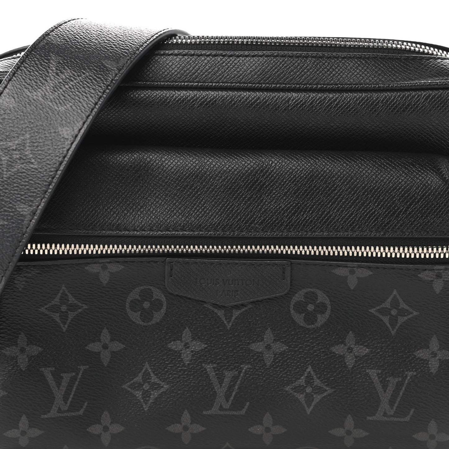 Taiga Monogram Eclipse Outdoor Messenger Black