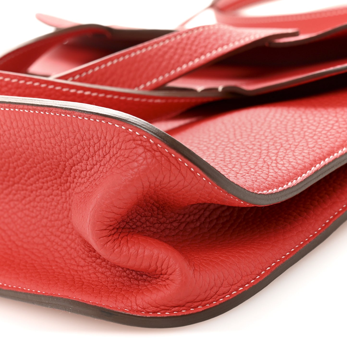 Taurillon Clemence Verso Halzan 31 GM Rouge Casaque Vermillion