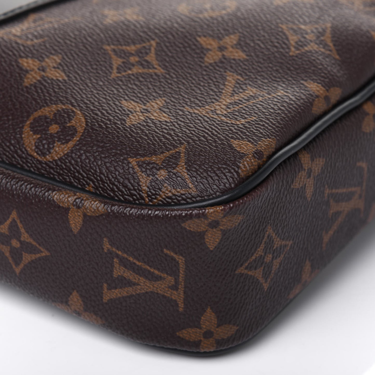 Monogram Macassar Porte-Documents Voyage PM