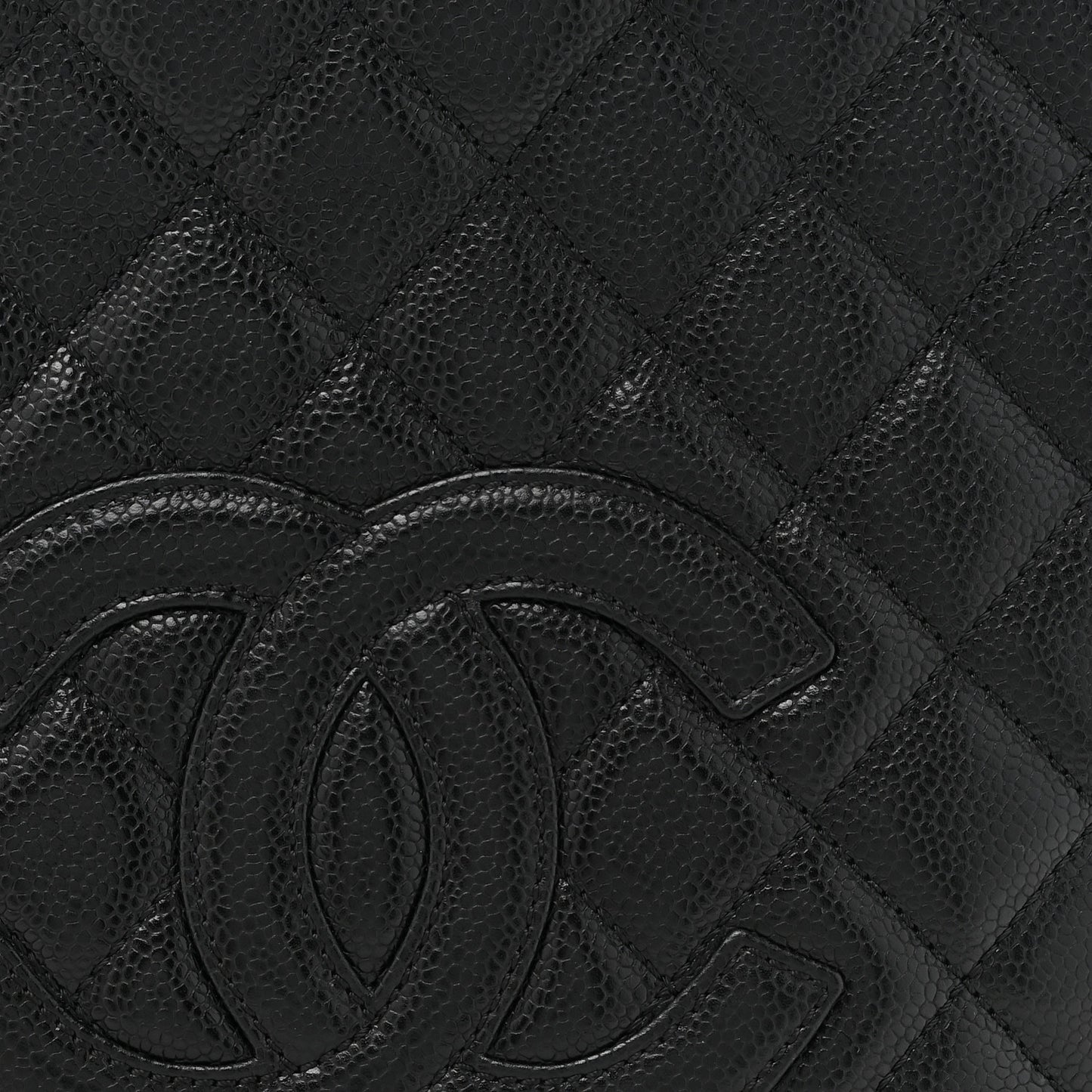Caviar Quilted Petit Shopping Tote PST Black