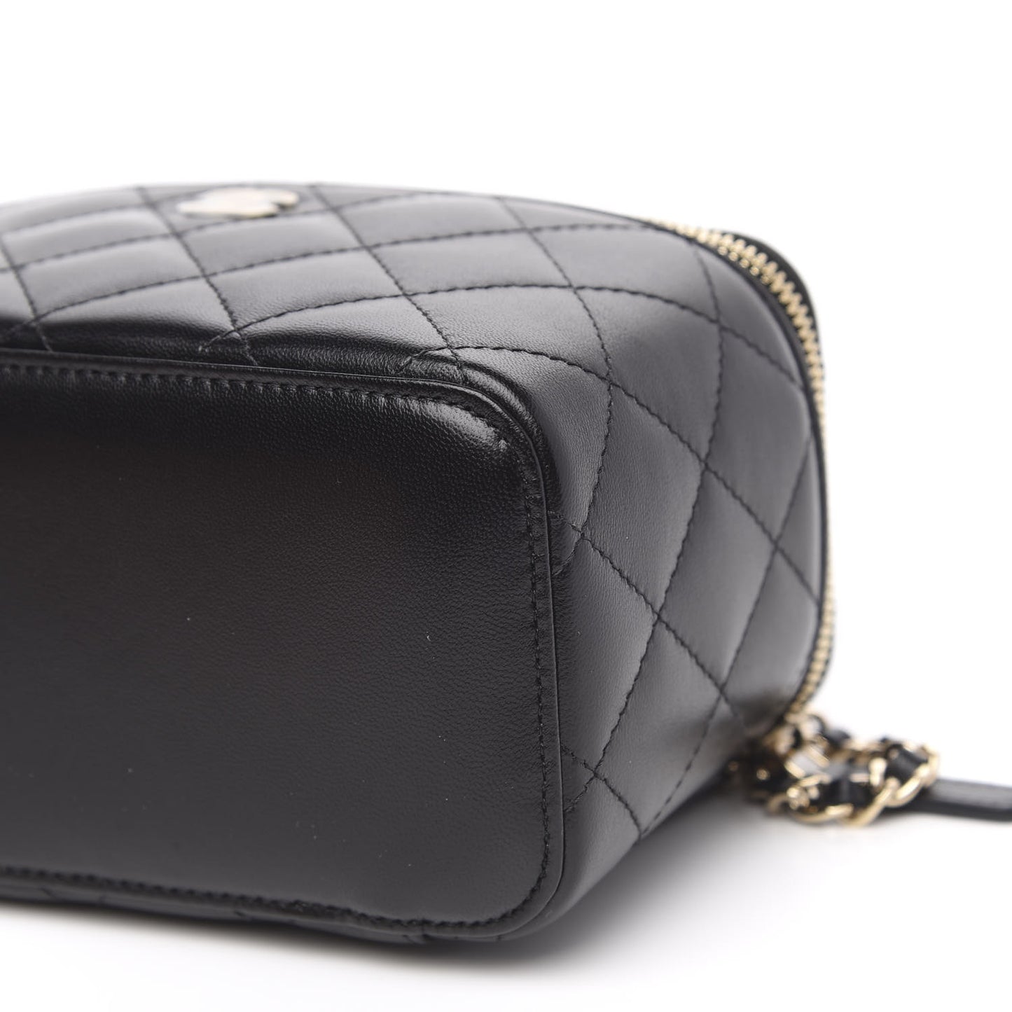 Lambskin Quilted Small Vanity Case With Chain Black