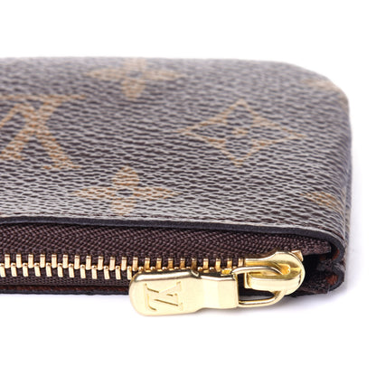 Louis Vuitton Monogram Key Pouch 10 of 10