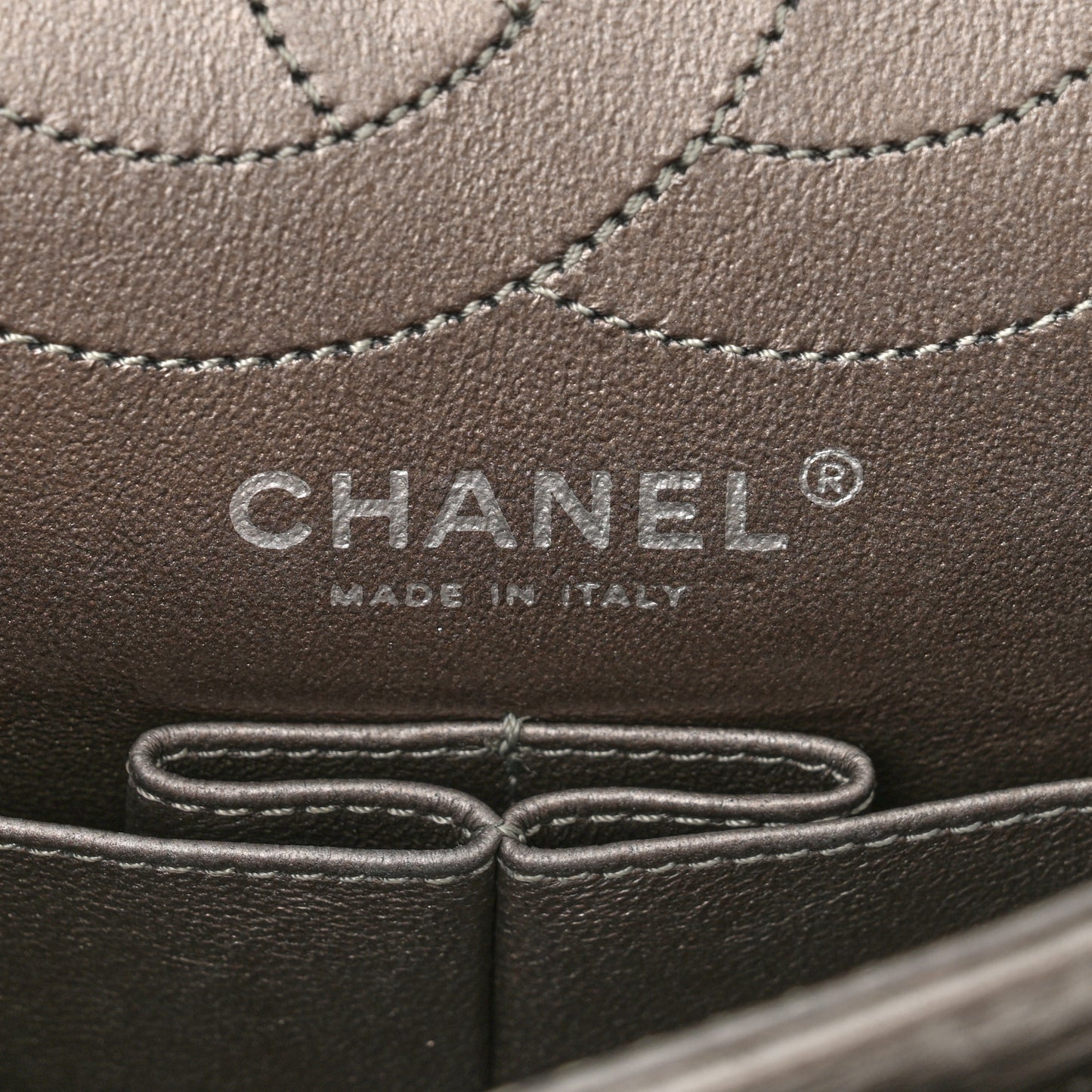 Metallic Aged Calfskin 2.55 Reissue 225 Flap Silver