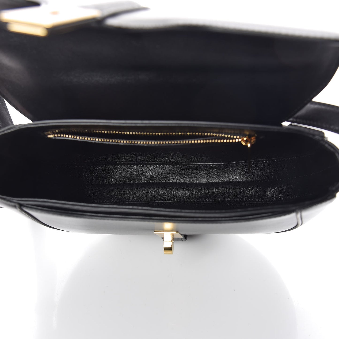 Satinated Calfskin Besace 16 Black