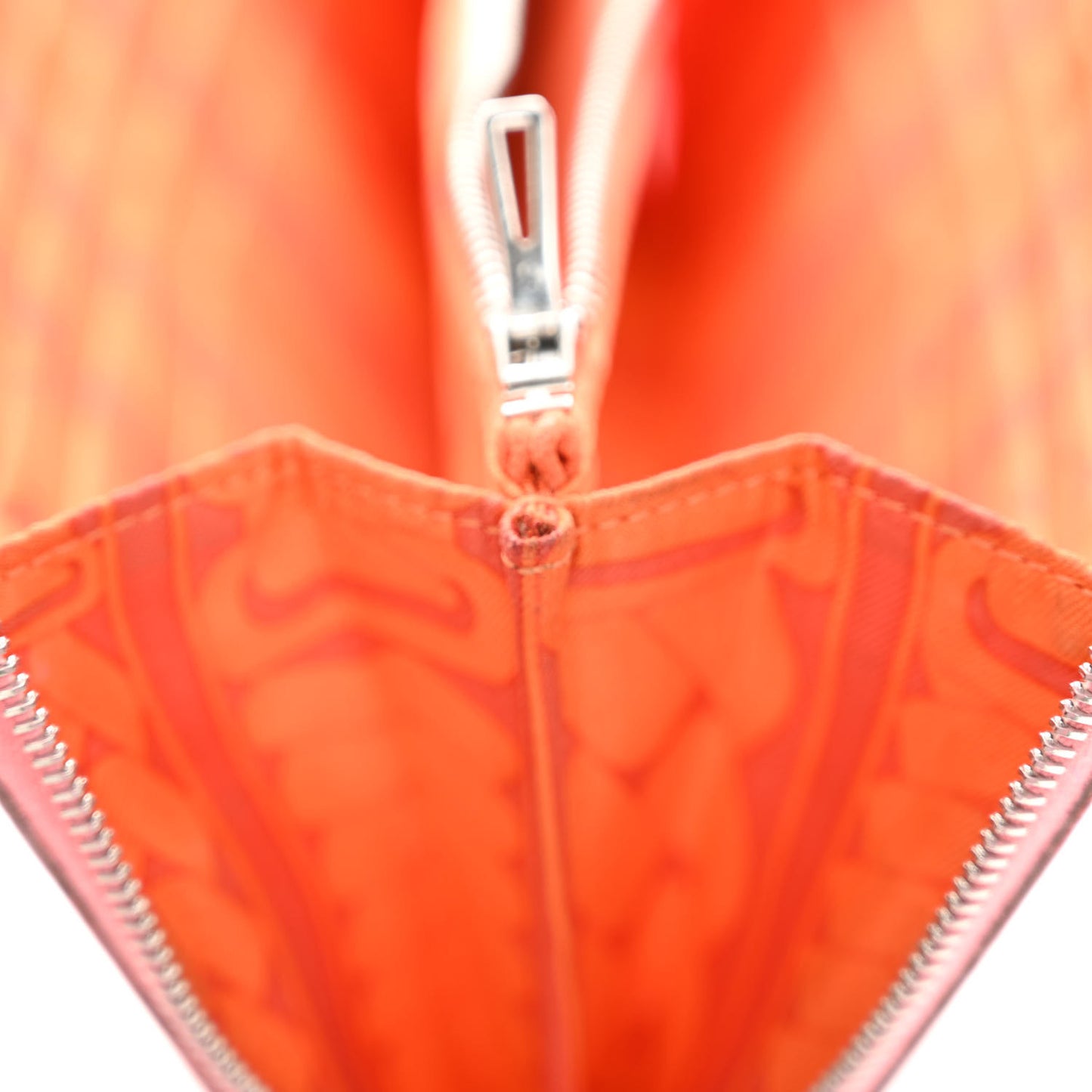 Epsom Silk'In Wallet Rose Confetti