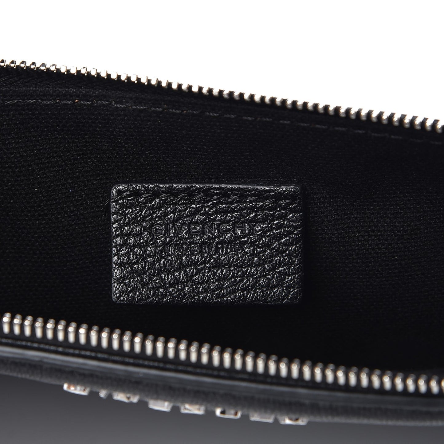 Sugar Goatskin Medium Antigona Pouch Black