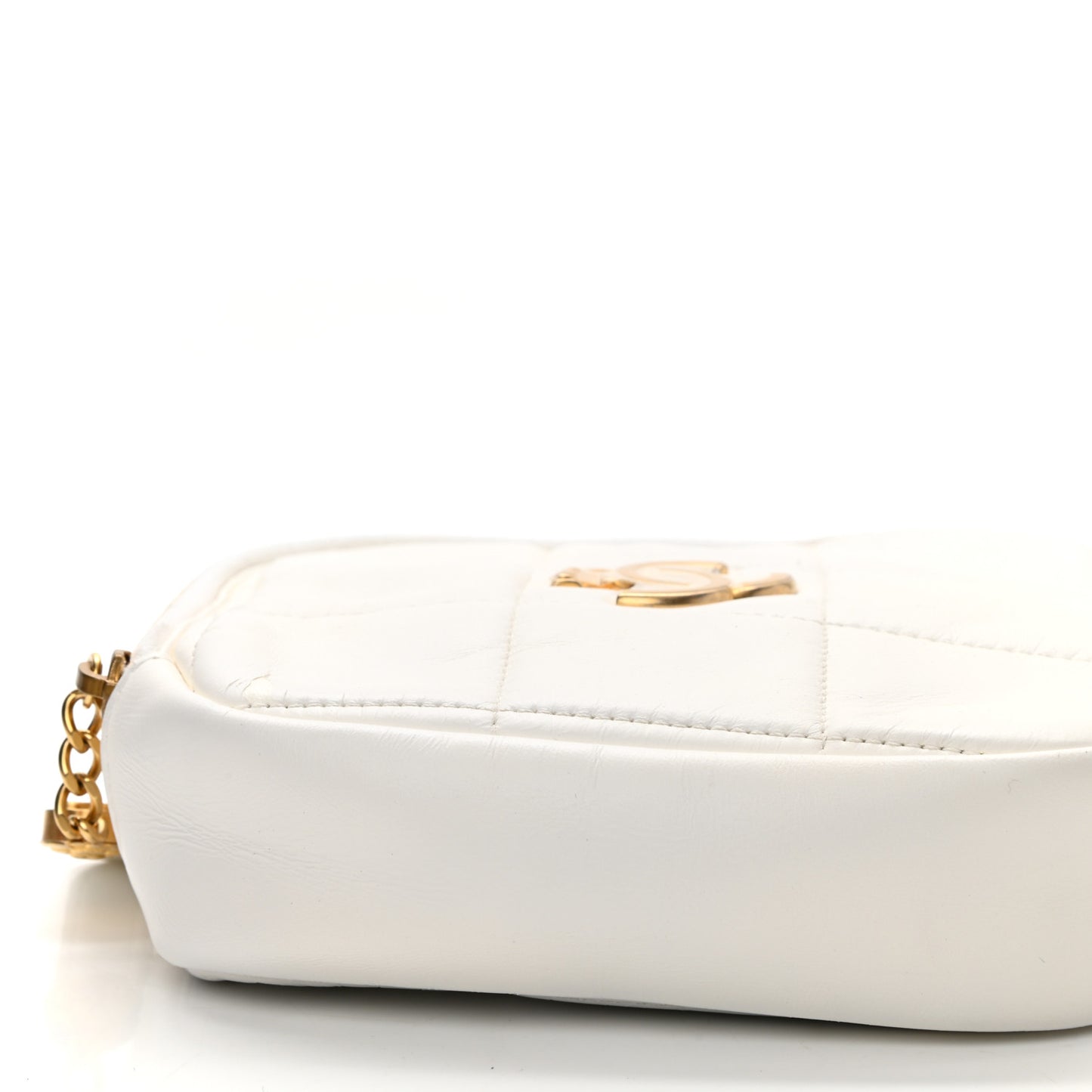 Lambskin Quilted Diamond Clutch With Chain White