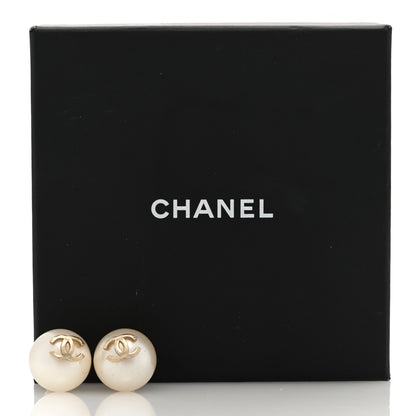 Chanel Pearl CC Large Earrings Gold 5 of 5