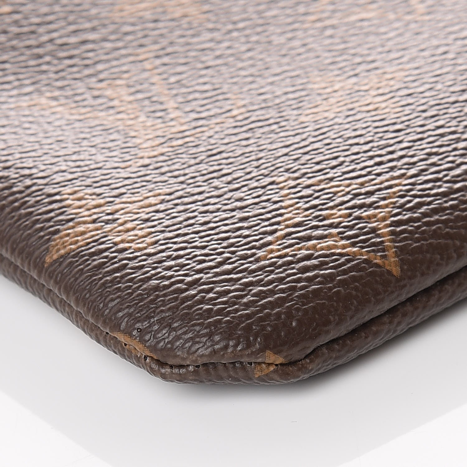 Louis Vuitton Monogram Daily Pouch Rose Poudre 5 of 9