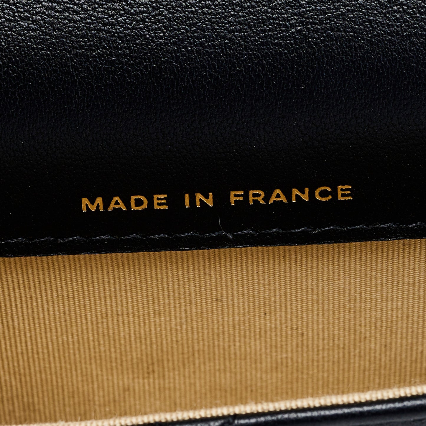 Lambskin Quilted Pearl Crush Clutch With Chain Black