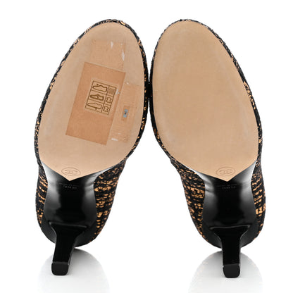 Chanel Tweed CC Pumps 38.5 Black Gold 5 of 9