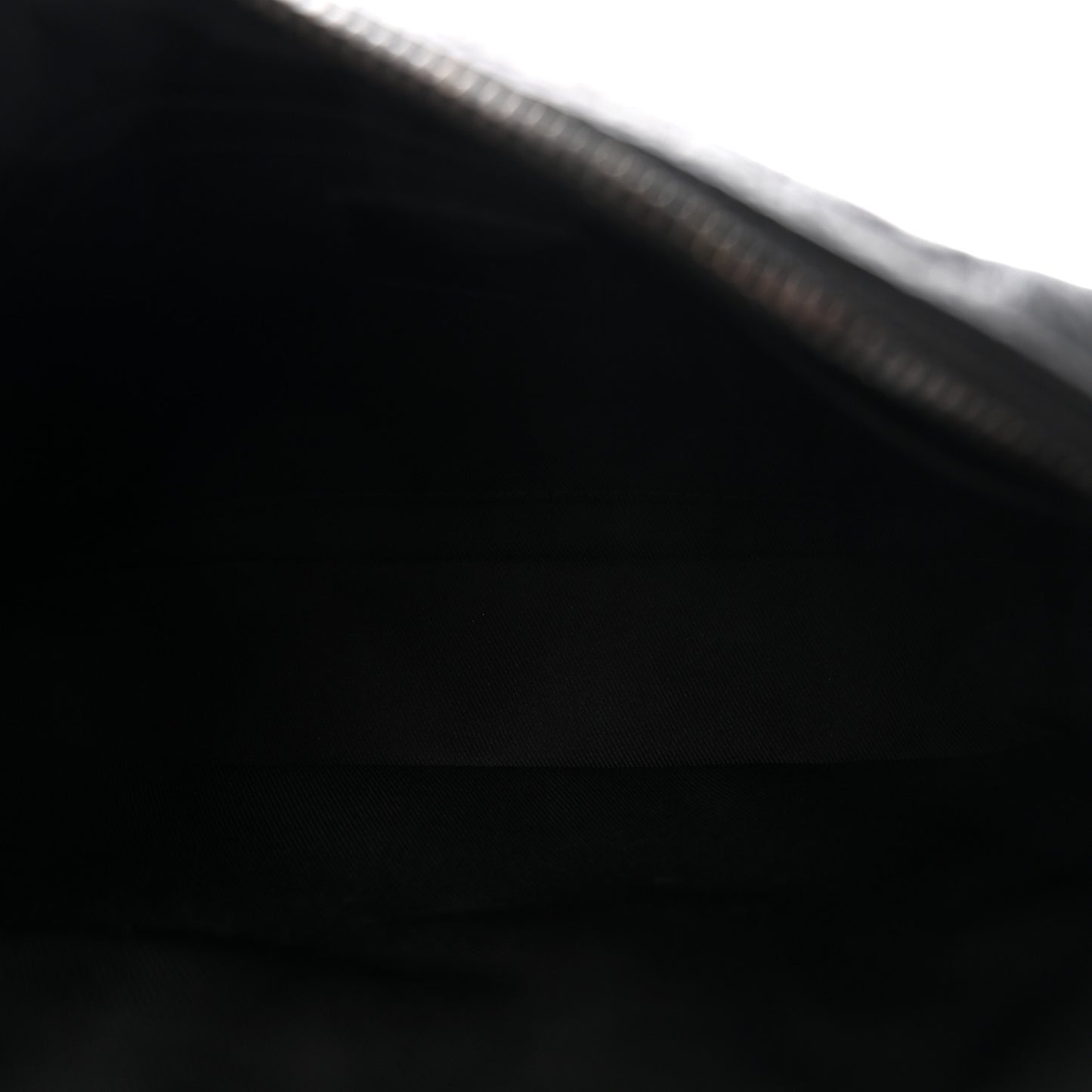 Taurillon Monogram Steamer Messenger Black