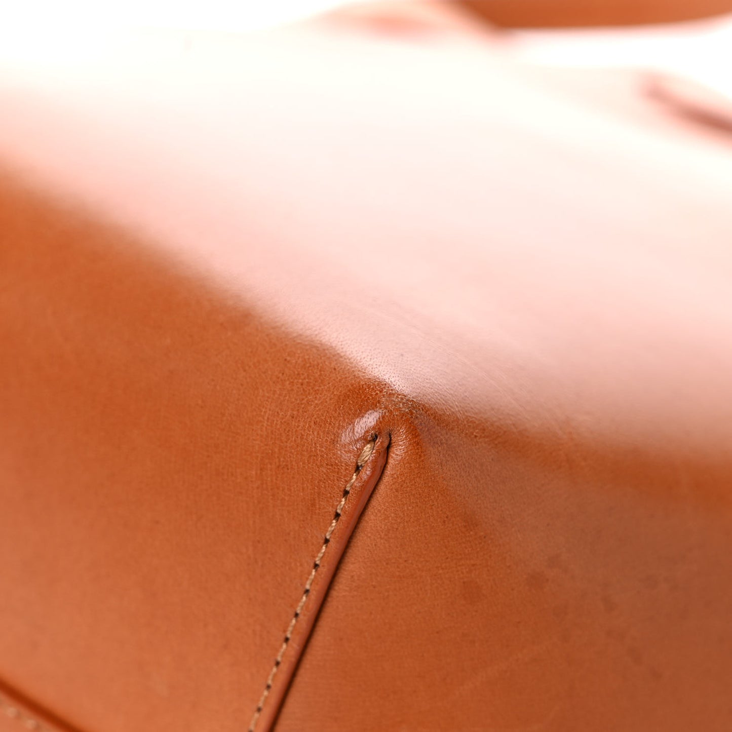 Calfskin Mini Bucket Bag Cammello Rosa