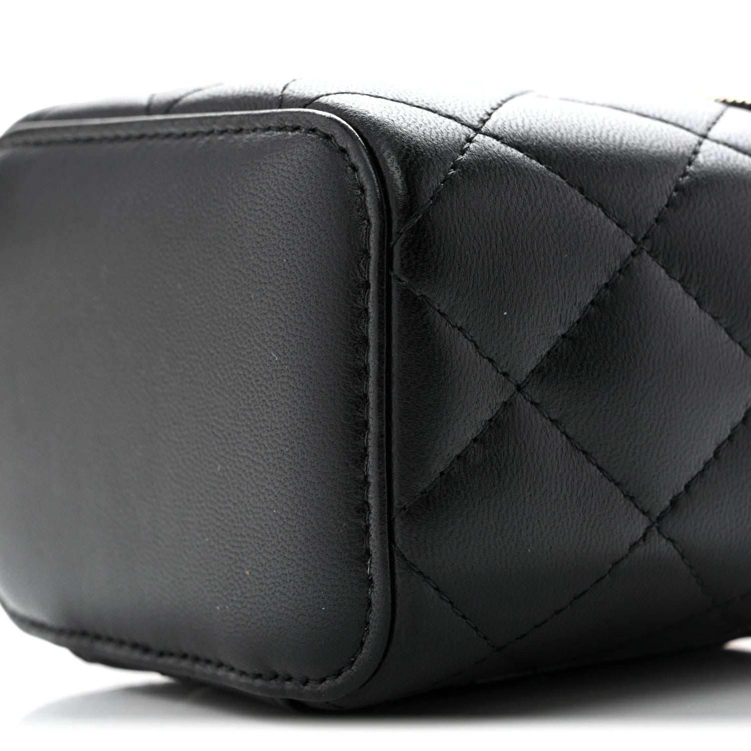 Chanel Lambskin Quilted Top Handle Mini Vanity Case With Chain Black 10 of 10