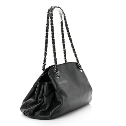 Chanel Caviar 31 CC Shoulder Bag Black 3 of 14