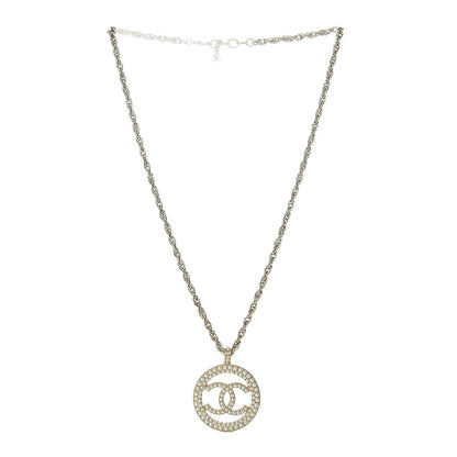 Chanel Pearl CC Medallion Necklace Gold 3 of 6
