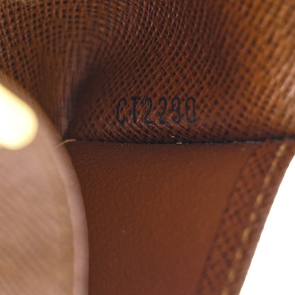 Louis Vuitton Monogram 4 Key Multicles Holder 7 of 12