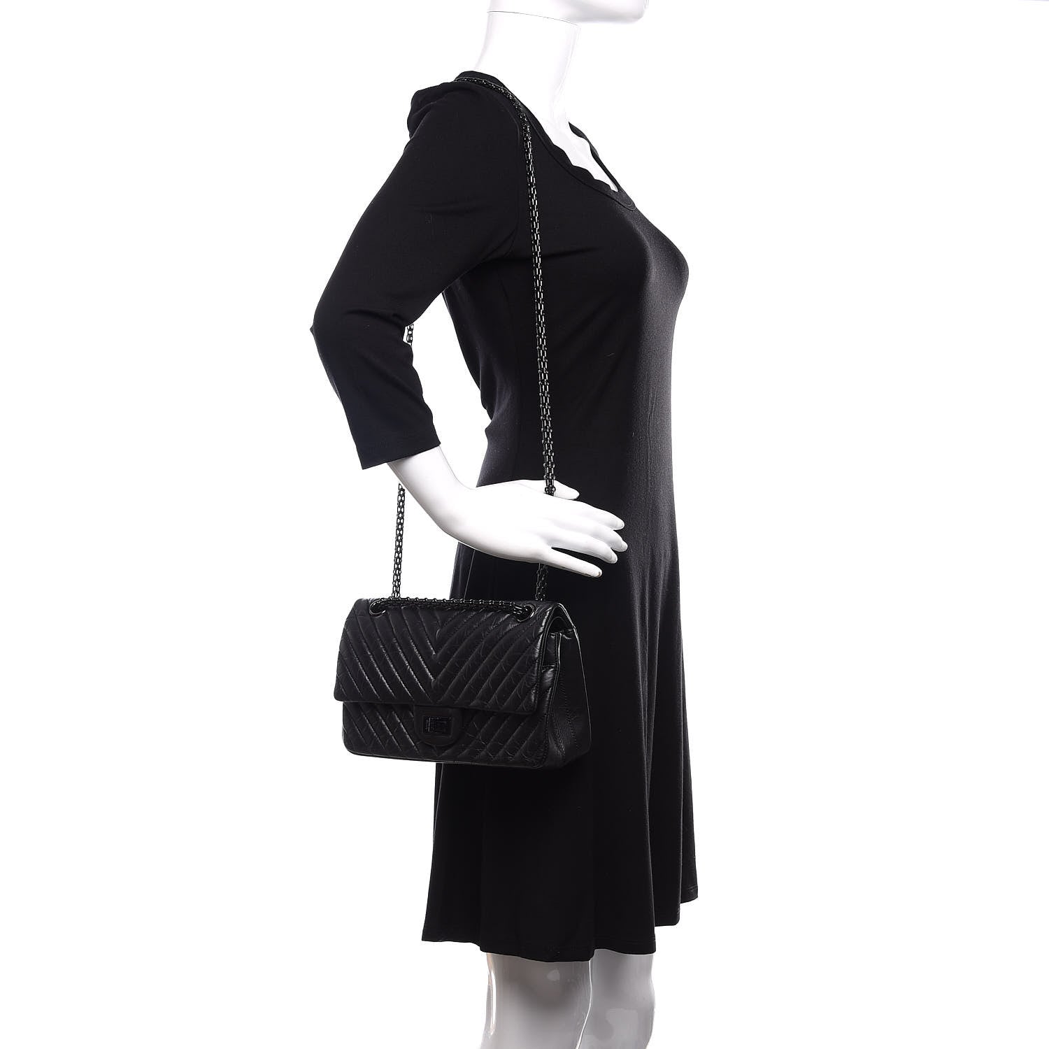 Chanel Aged Calfskin Chevron Quilted 2.55 Reissue 225 Flap So Black 2 of 12