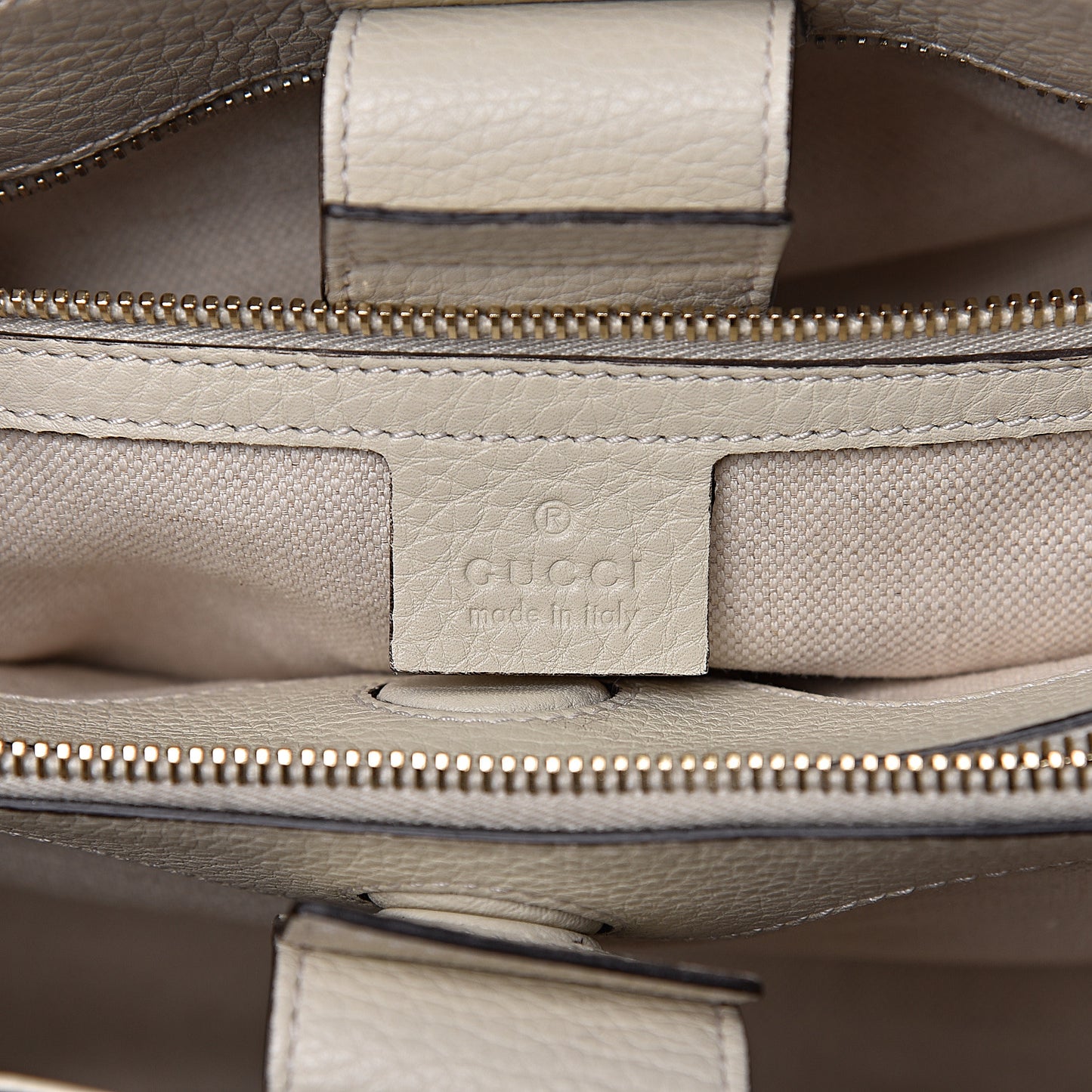 Pebbled Calfskin Medium Bamboo Shopper Tote Off White