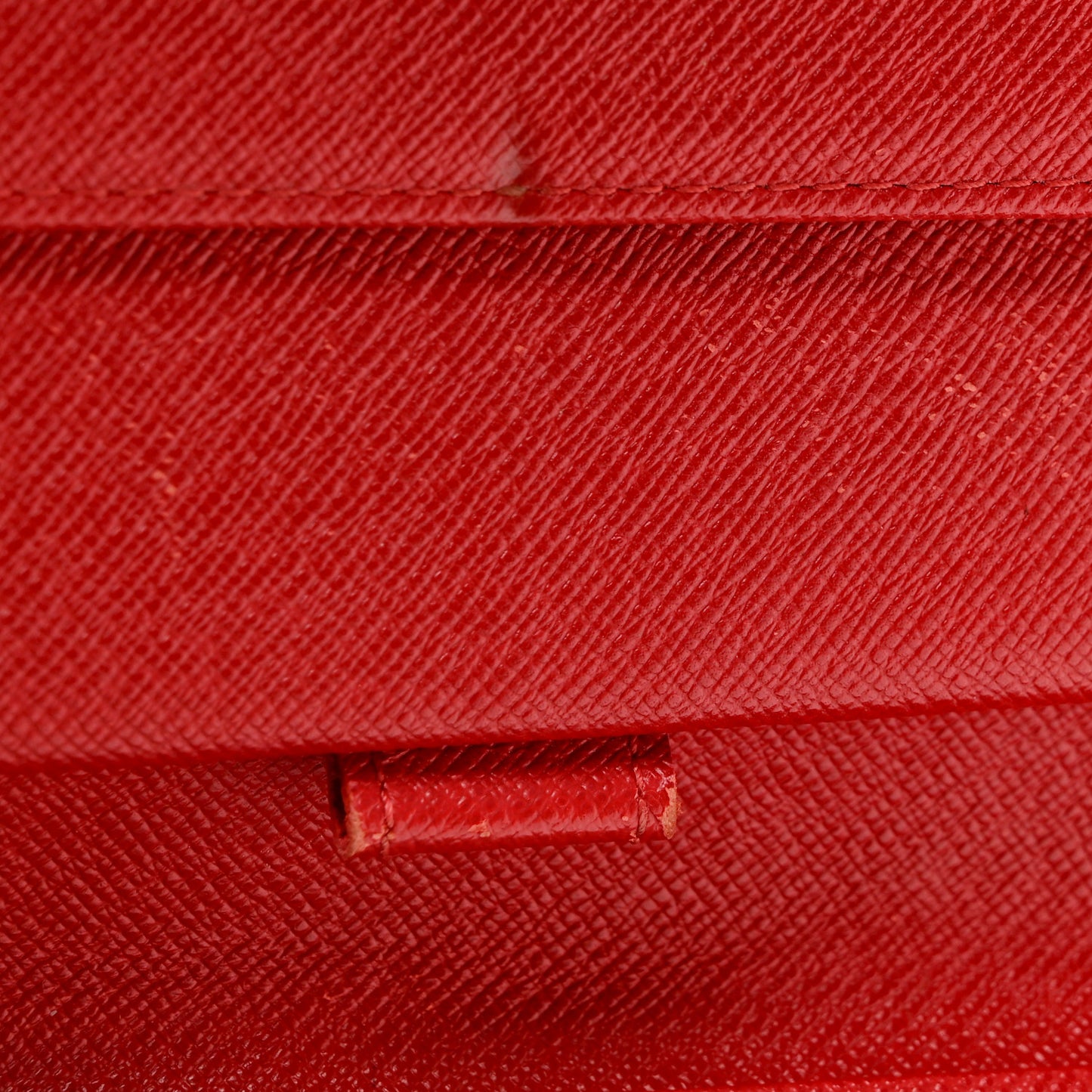 Epi Porte Tresor International Wallet Castillan Red