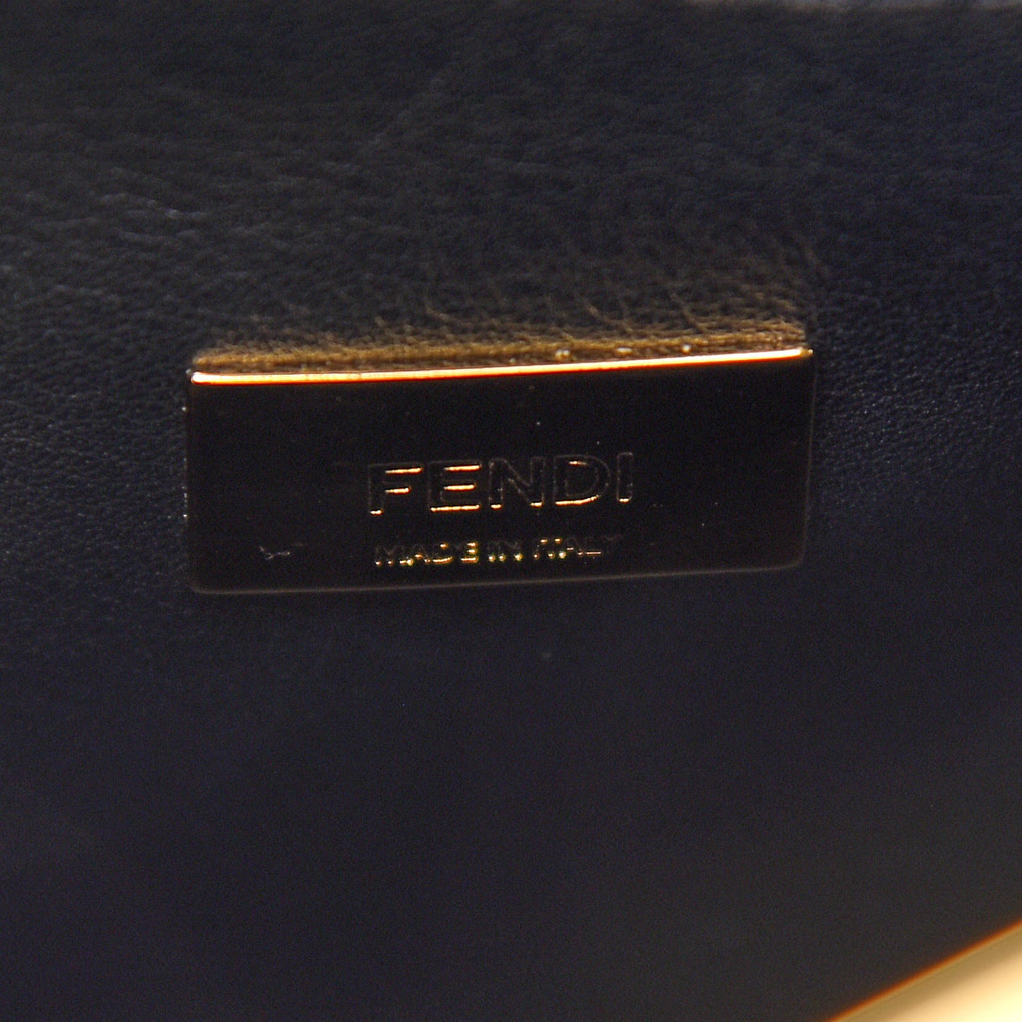 Vitello Tahiti Burro Medium Peekaboo Iconic Essentially Satchel Tortora Black