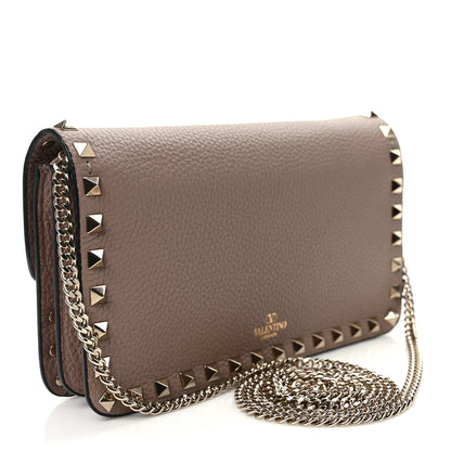 Valentino Garavani Pebbled Calfskin Rockstud Flap Wallet On Chain Poudre 3 of 9