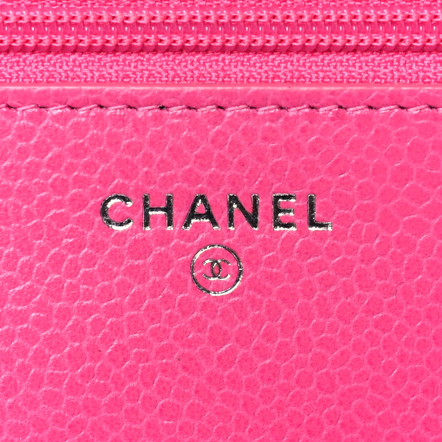 Caviar Quilted Wallet on Chain WOC Fuchsia