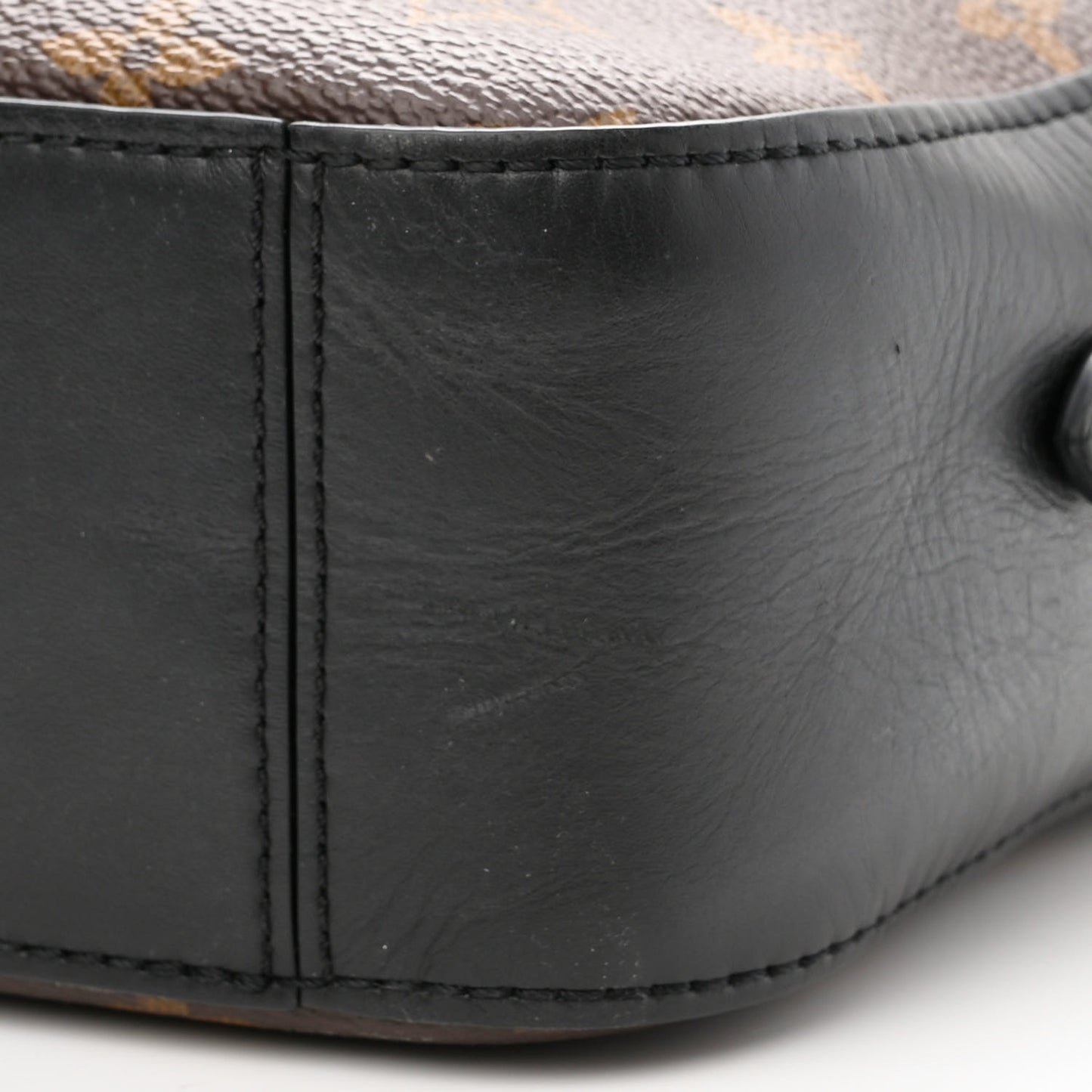Monogram Saintonge Black
