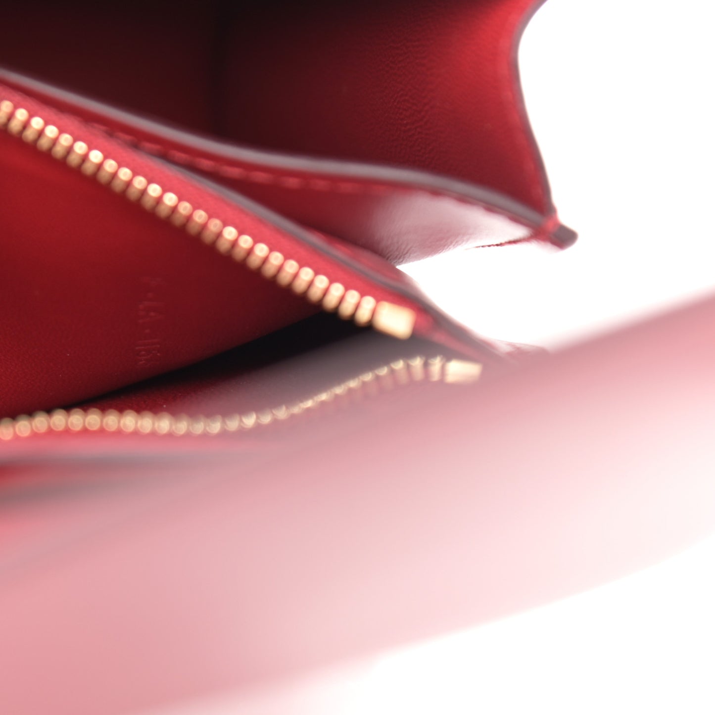 Box Calfskin Medium Classic Box Flap Bag Red