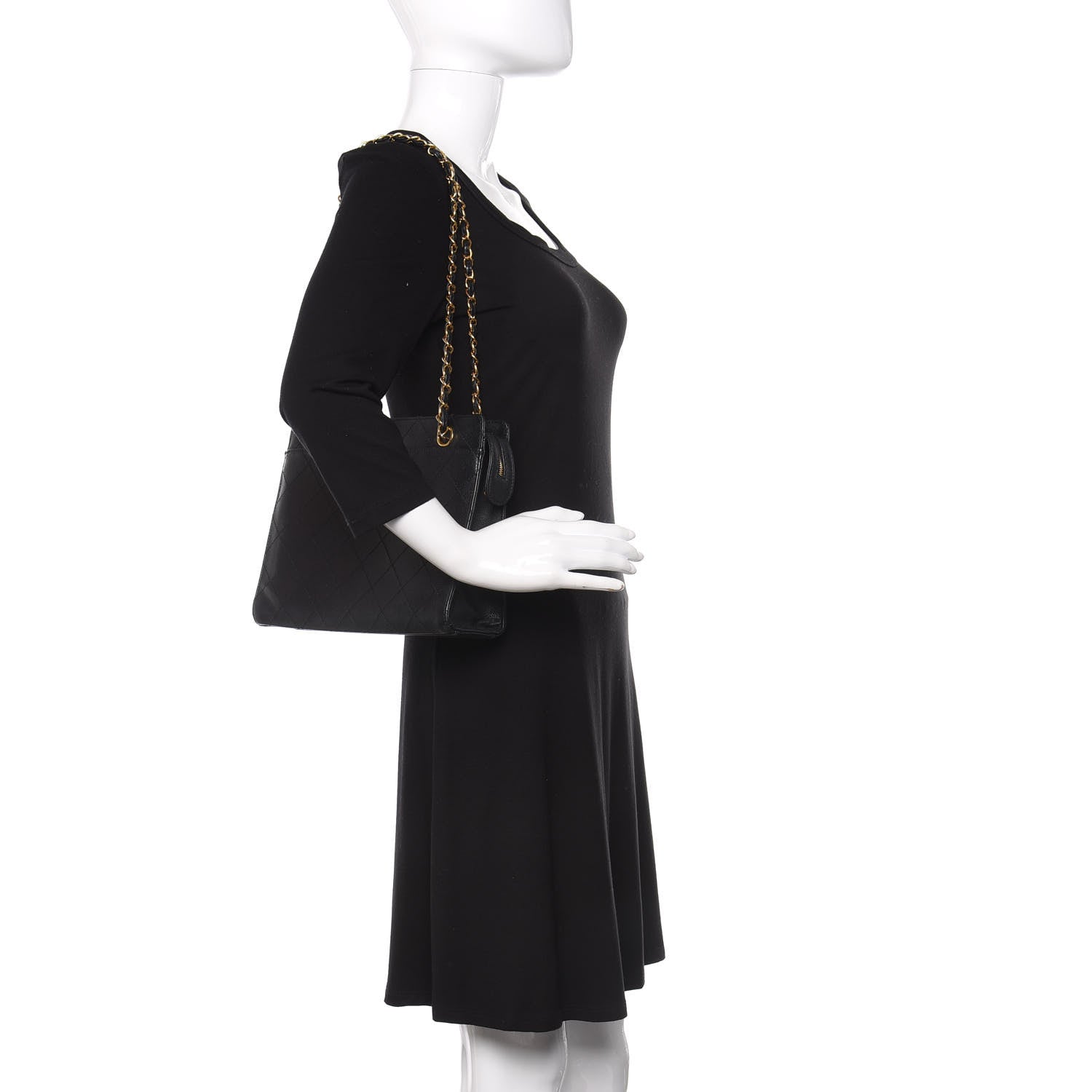 Chanel Caviar Diamond Stitched Shoulder Bag Black 2 of 10