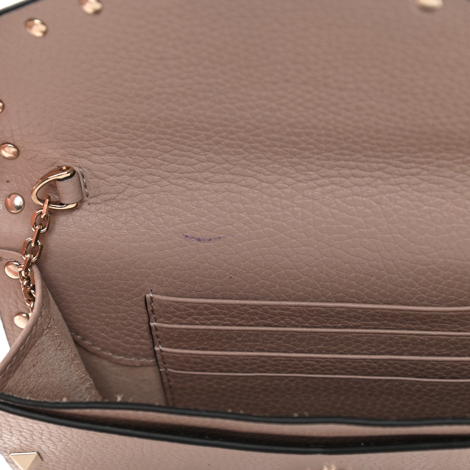 Valentino Garavani Pebbled Calfskin Rockstud Envelope Wallet on Chain Poudre 10 of 13