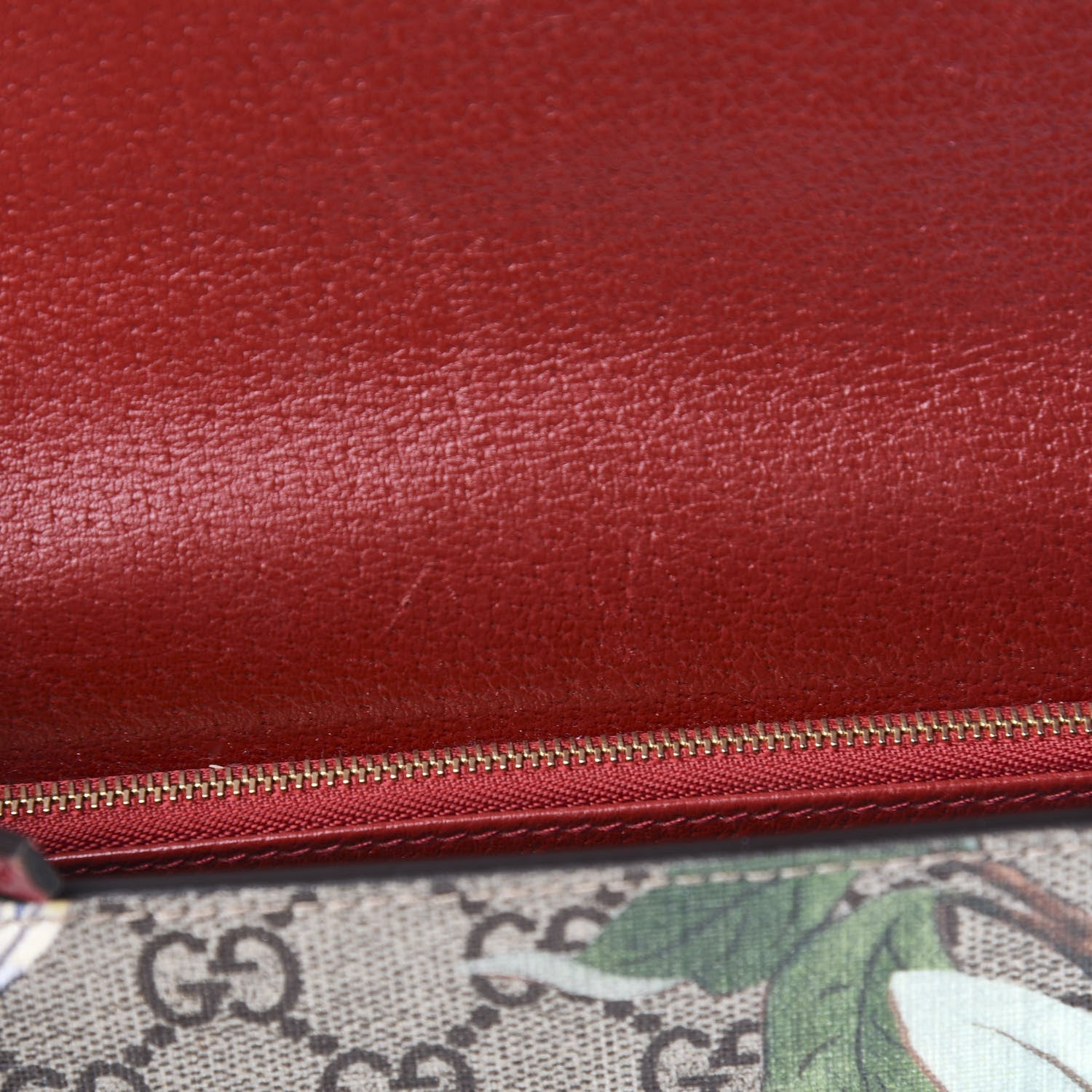 Gucci GG Supreme Monogram Tian Chain Wallet Beige Multicolor Red 6 of 10
