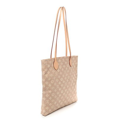 Louis Vuitton Meowgram Grace Coddington Carry It 3 of 9