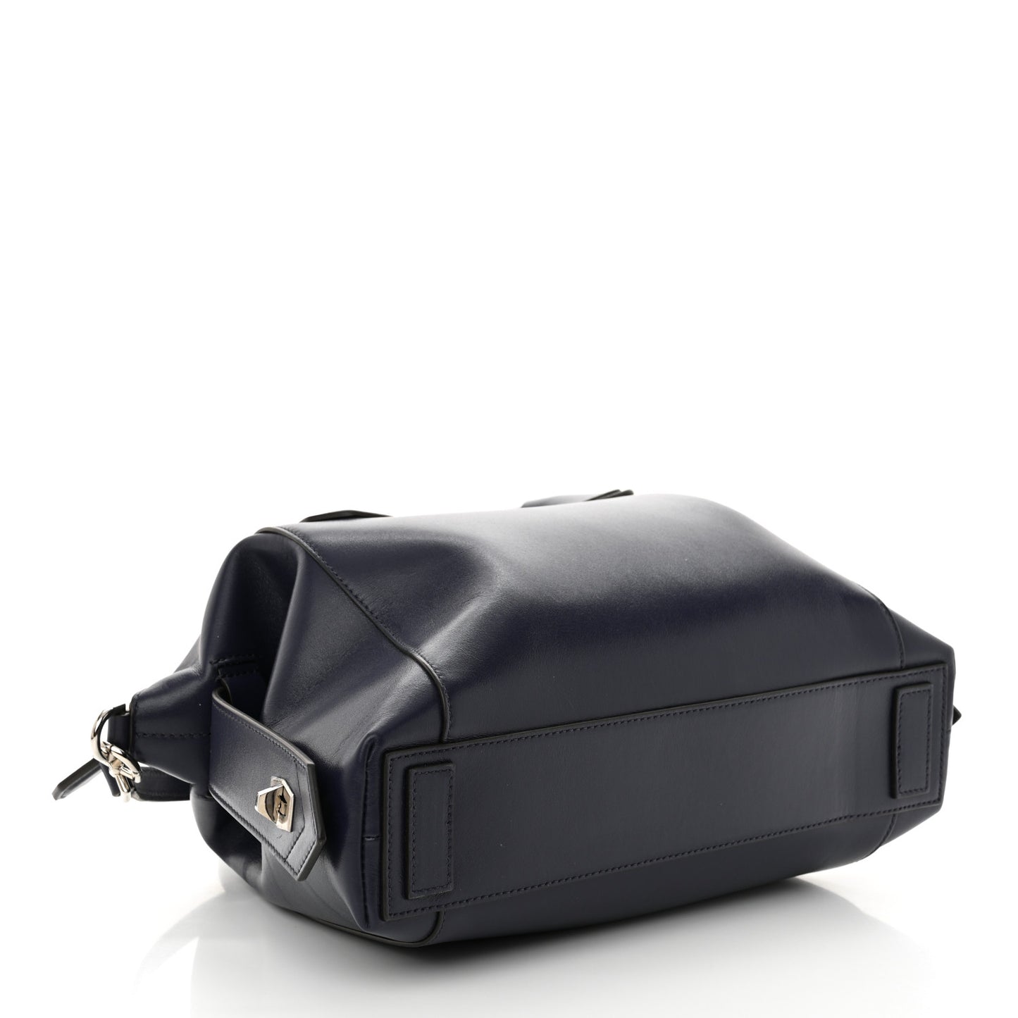 Smooth Calfskin Small Soft Antigona Aubergine