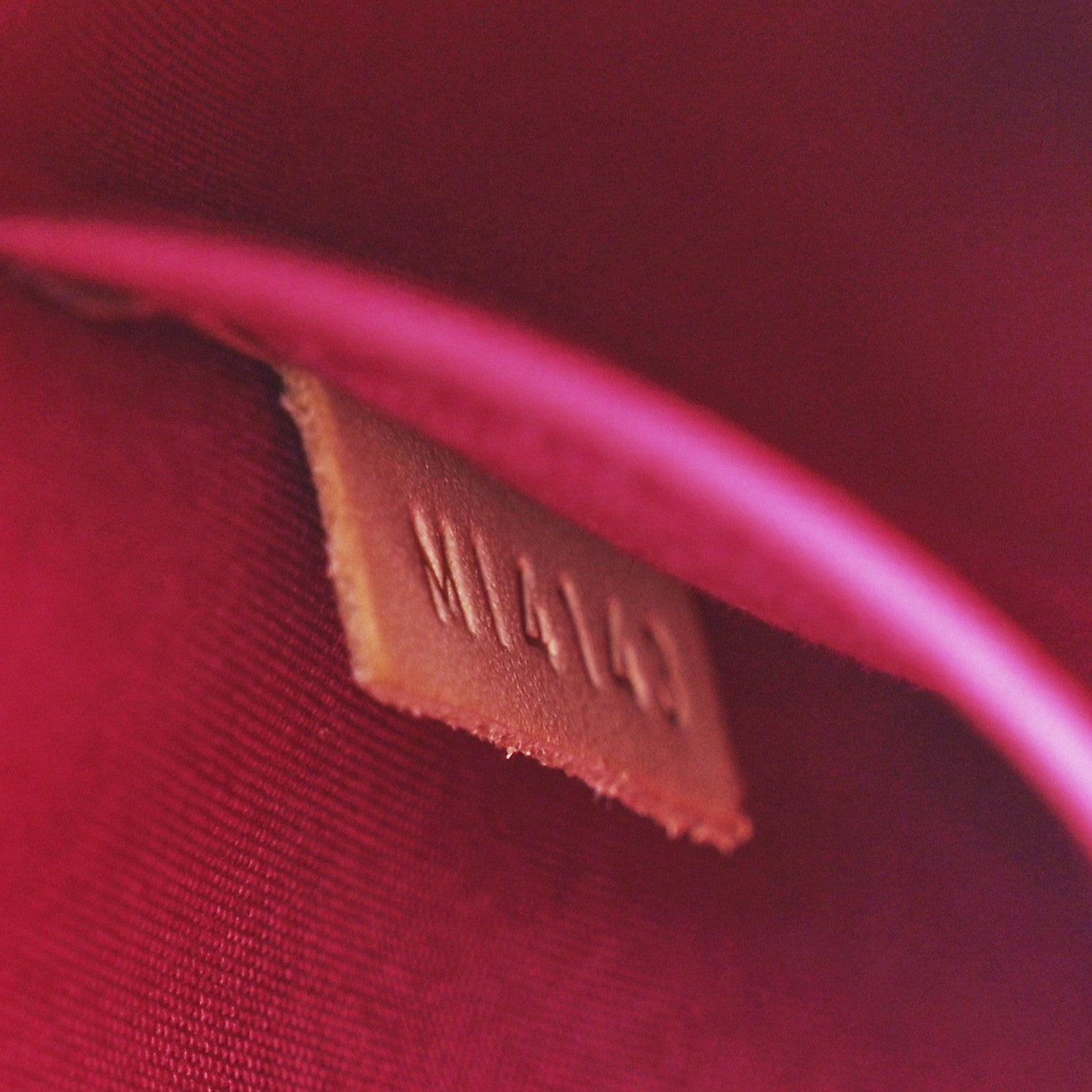 Louis Vuitton Vernis Alma BB Rose Indien 7 of 12