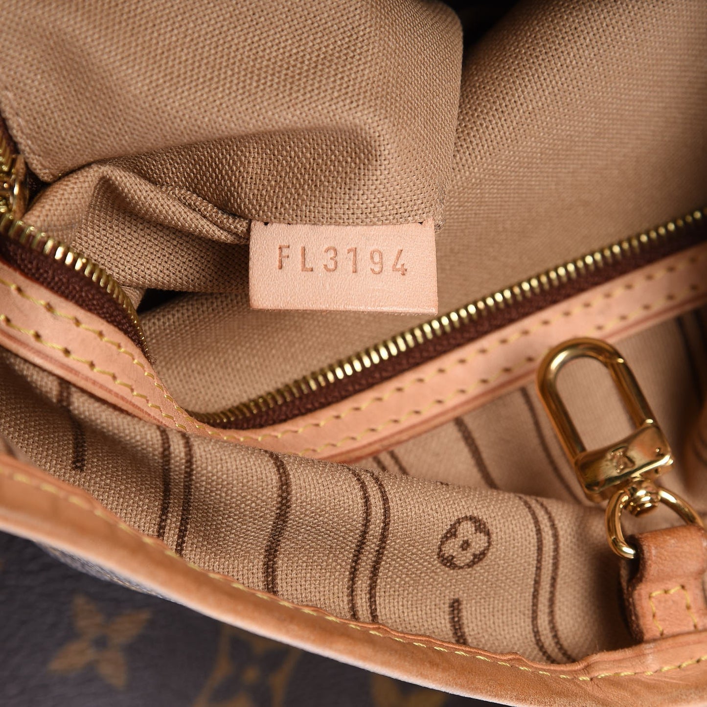 Monogram Delightful MM