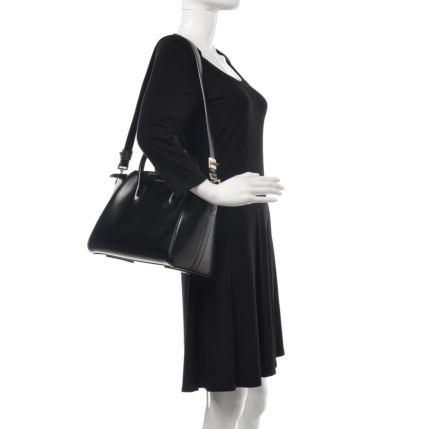 Shiny Lord Calfskin Small Antigona Black