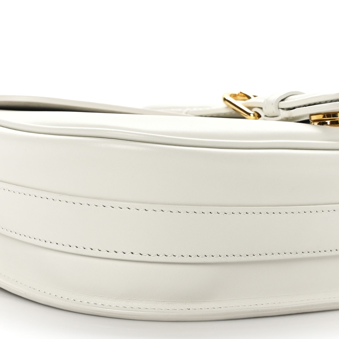 Box Calfskin Medium Bobby Flap Latte