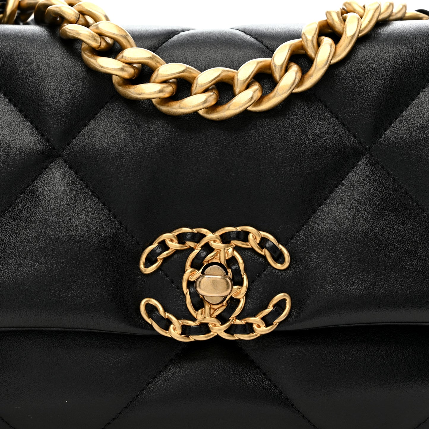 Lambskin Quilted Medium Chanel 19 Flap Black
