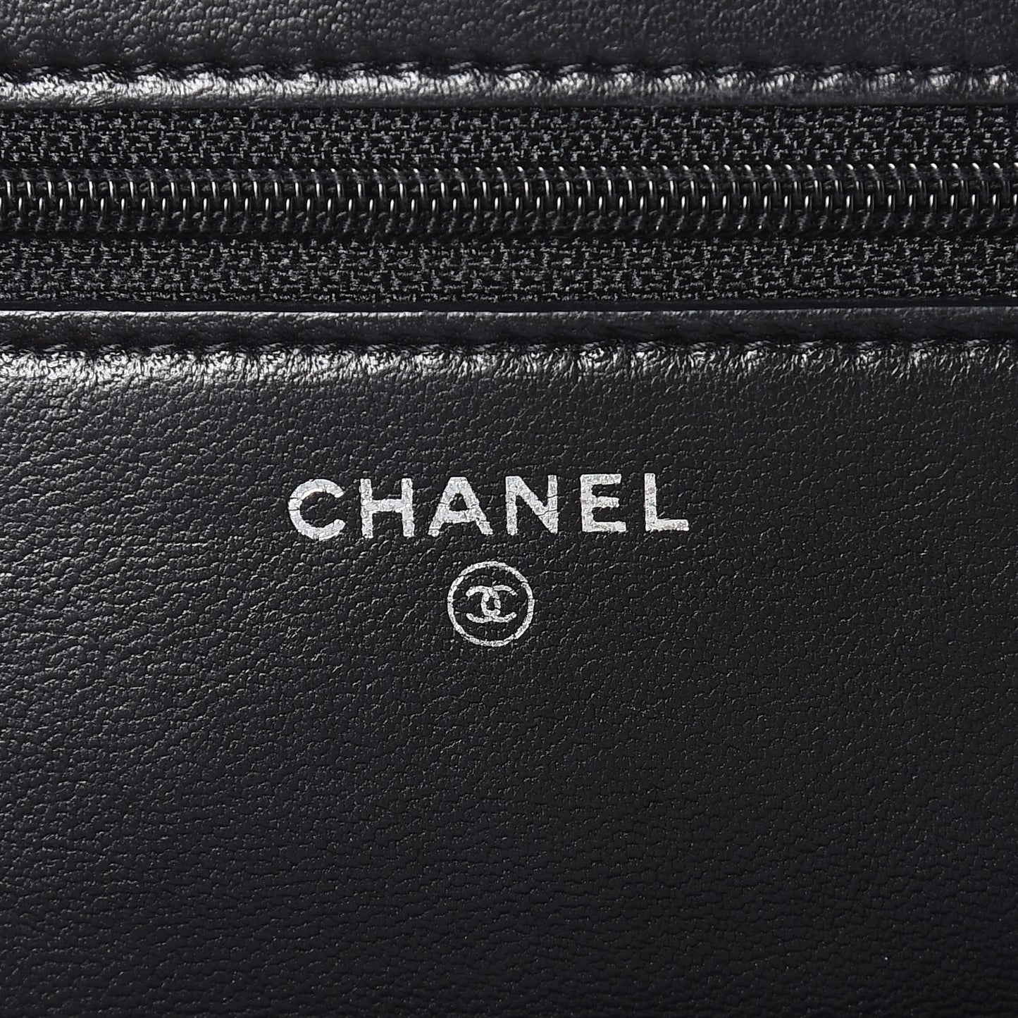 Lambskin Quilted Wallet On Chain WOC Black