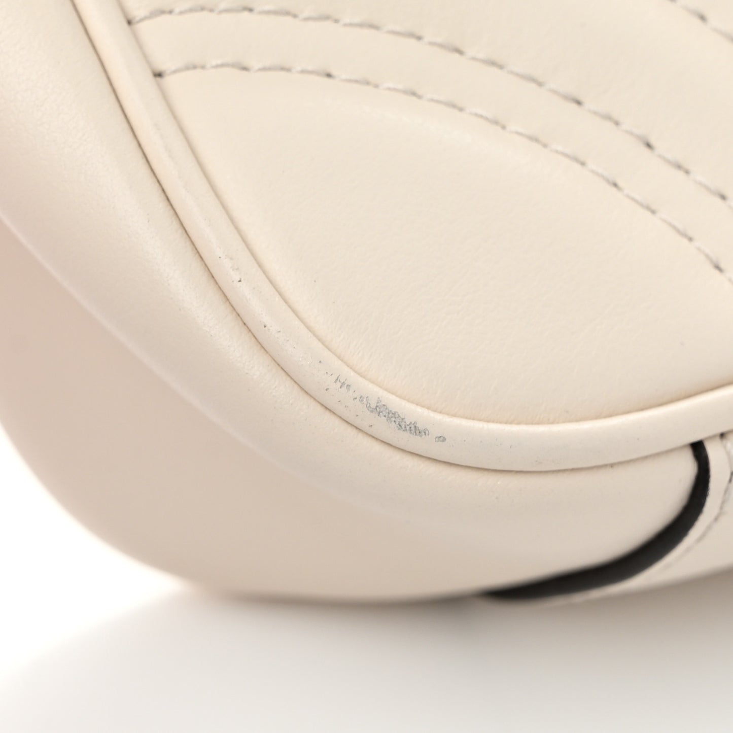 Calfskin Matelasse Mini GG Marmont Shoulder Bag White