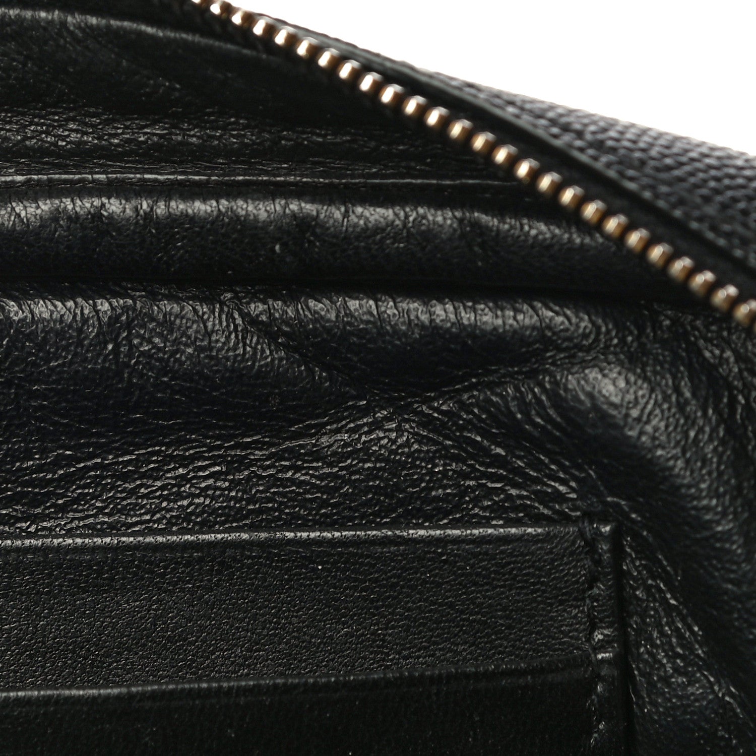 Saint Laurent Grain De Poudre Matelasse Monogram Mini Lou Camera Bag Black 11 of 12