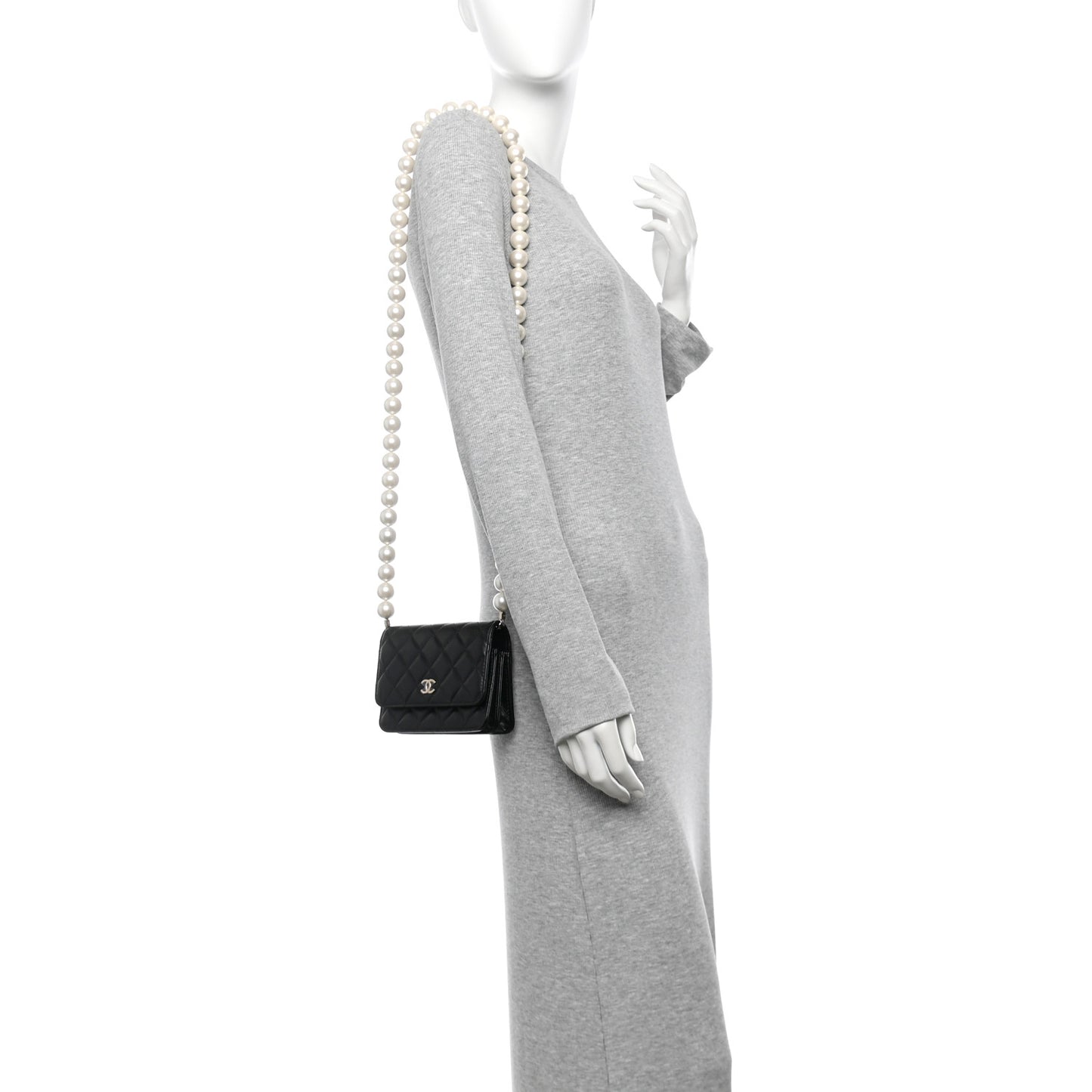 Calfskin Quilted Mini Maxi Pearls Wallet On Chain WOC Black