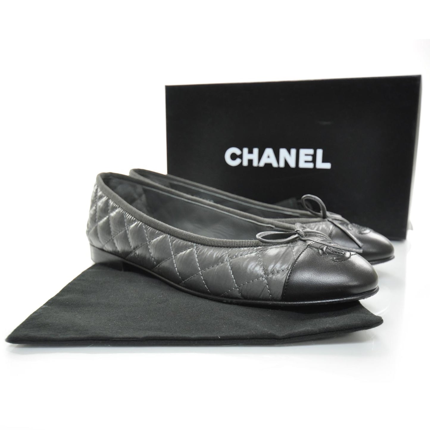 Nylon Quilted Cap Toe Ballerina Flats 39.5 Black and Gray