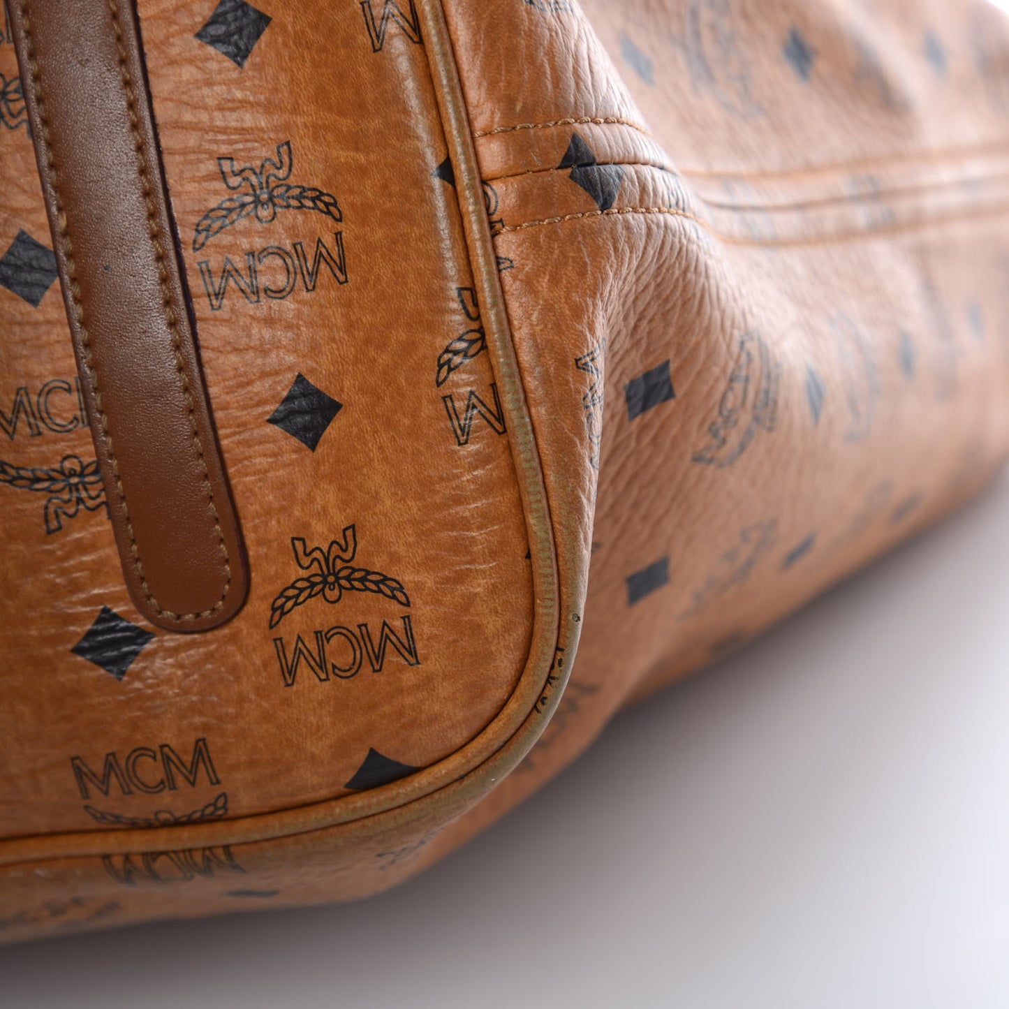 Visetos Large Liz Reversible Shopper Tote Cognac