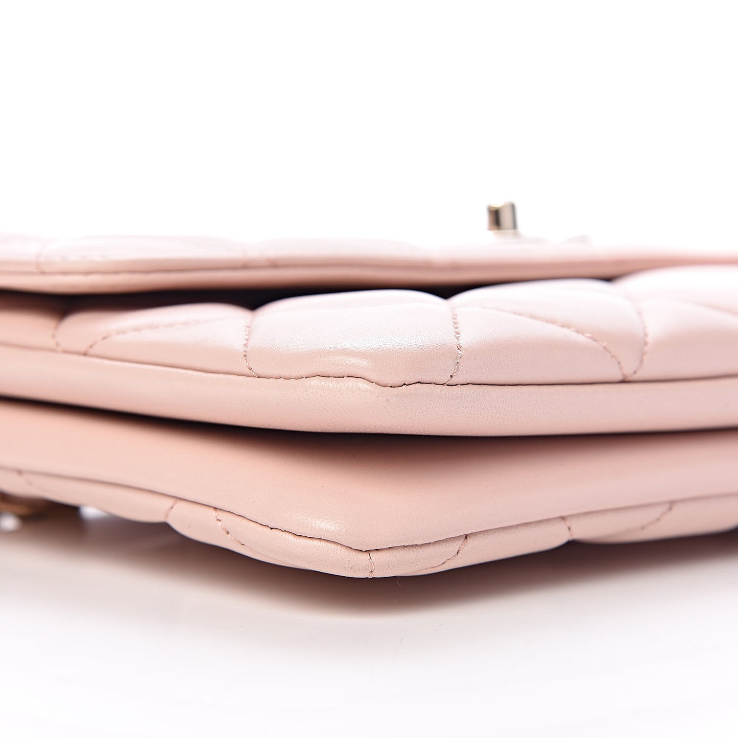 Lambskin Quilted Medium Trendy CC Flap Light Pink