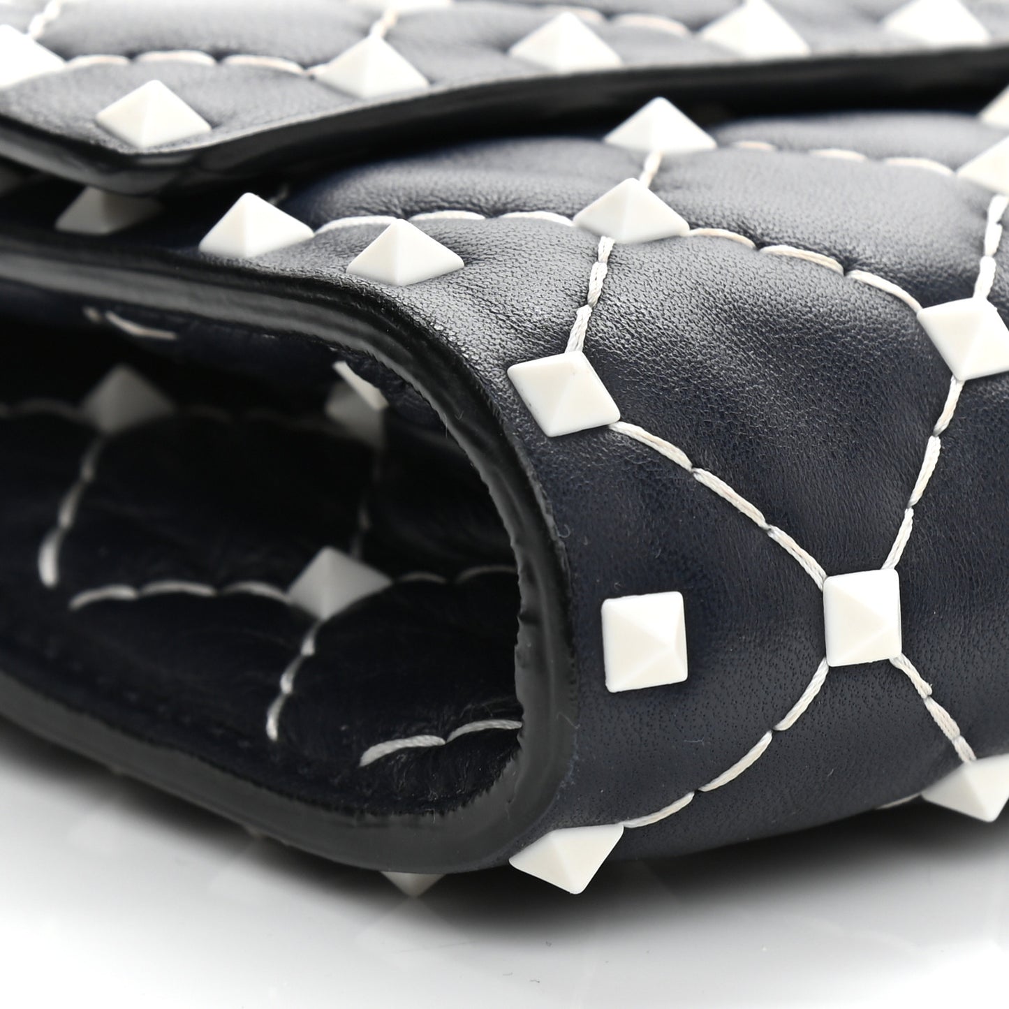 Lambskin Free Rockstud Spike Wallet On Chain Marine