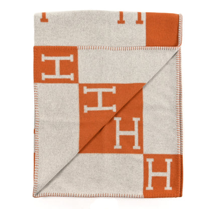 Hermes Wool Cashmere Signature Classic Avalon Blanket Ecru Potiron 2 of 3