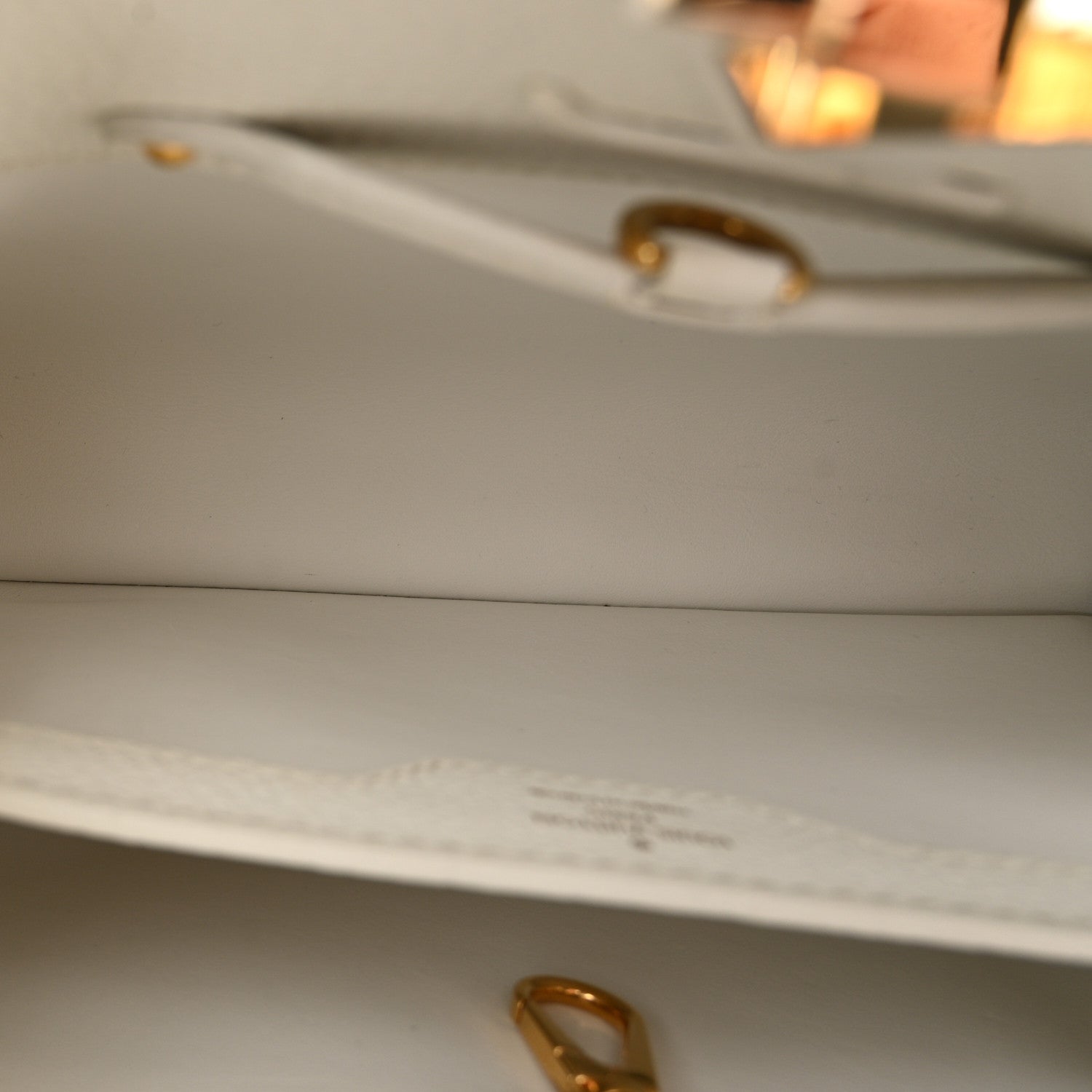 Louis Vuitton Taurillon Capucines BB Snow 5 of 10