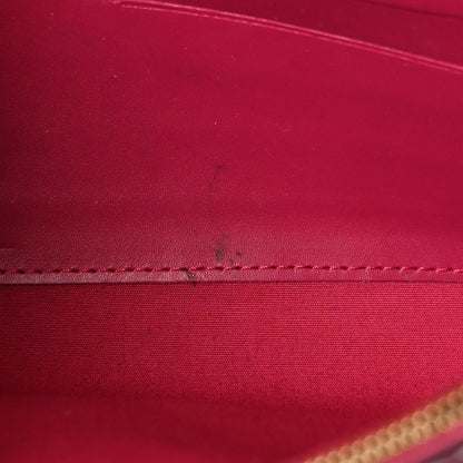 Louis Vuitton Patent Louise Clutch Rose Indien 11 of 12